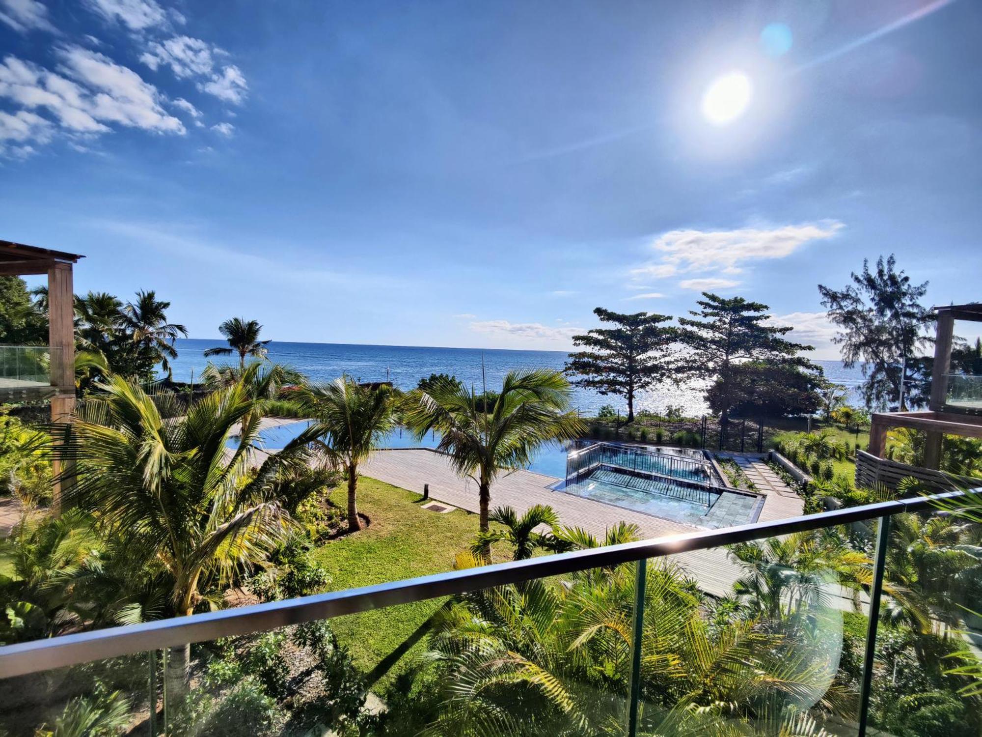 Ocean Point Beach Front Apartment Поант о Пиман Екстериор снимка