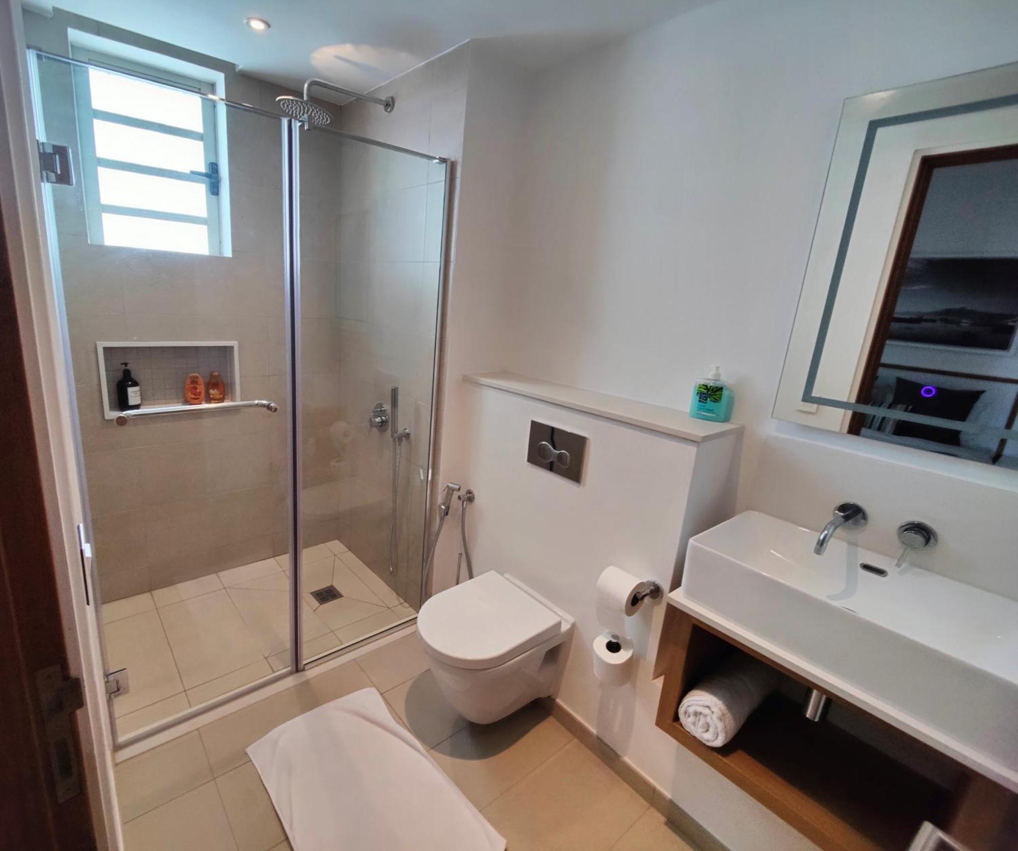 Ocean Point Beach Front Apartment Поант о Пиман Екстериор снимка