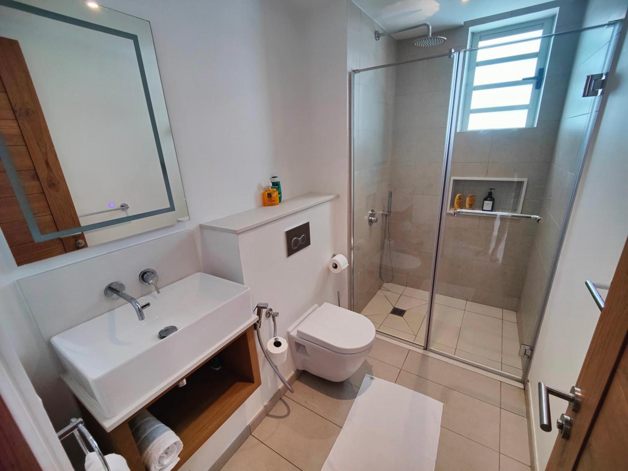 Ocean Point Beach Front Apartment Поант о Пиман Екстериор снимка